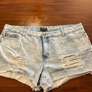 Womens plus forever 21 shorts size 20